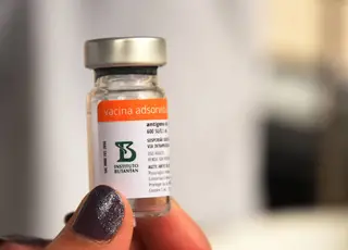 Saúde confirma Coronavac para vacinar crianças e diz que país têm 9 milhões de doses