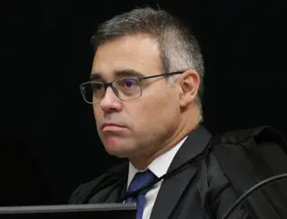 Mendonça pede vista de 20 recursos de Moraes que miram Bolsonaro e apoiadores