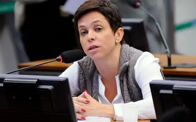 Cristiane Brasil desiste de candidatura ao Senado para apoiar Marcos Pontes