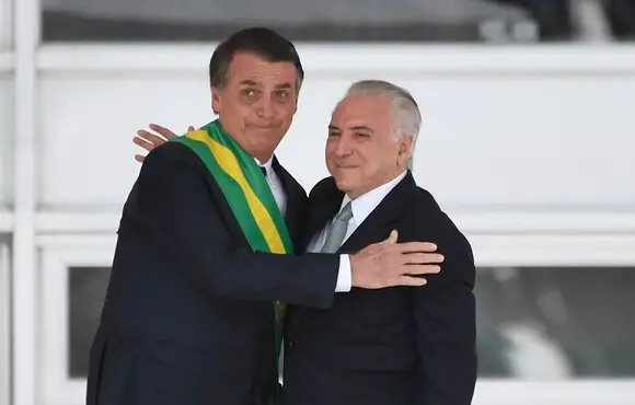 Temer diz que não se arrepende de ter ajudado Bolsonaro a escrever carta para o STF